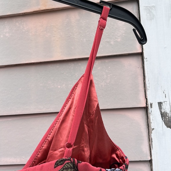 Midi dress muted coral color with flower accents. Size Small. - Picture 5 of 6